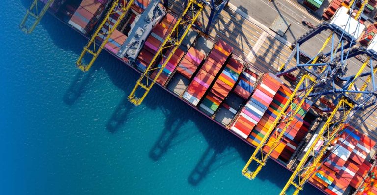 Waspada Biaya Tersembunyi! Berikut Rincian Biaya Forwarding di Pelabuhan 